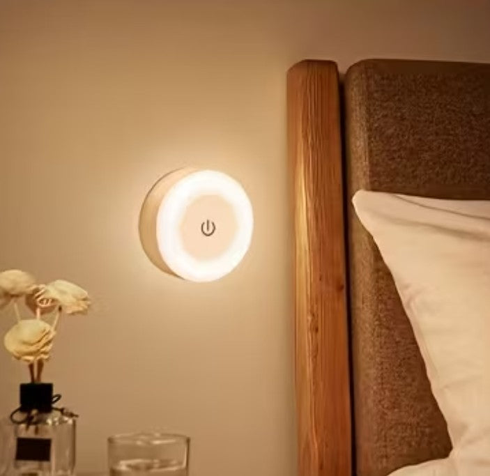 LED нощна лампа